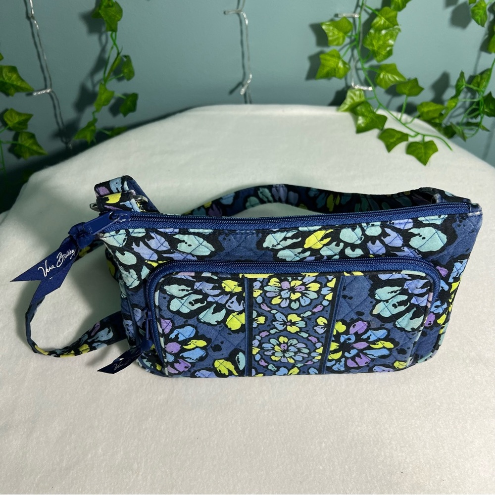 VERA BRADLEY CROSS BODY - Picture 2 of 6
